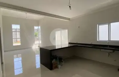 Casa em condomínio fechado com 5 quartos à venda na rua joão seraphim, residencial fazenda serrinha, itatiba, 263 m2 por r$ 1.440.000