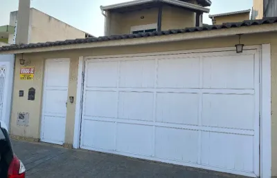 Casa com 3 quartos à venda na Rua Benedicto de Ávila, Jardim Quaresmeira II, Suzano