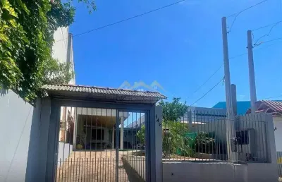 Casa com 2 quartos à venda na Rua Guabirobeira, Jardim do Bosque, Cachoeirinha