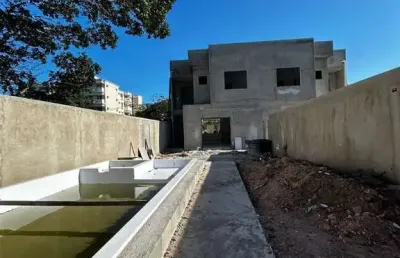 Casa com 3 dormitórios à venda, 120 m² por r$ 1.050.000,00 - costazul - rio das ostras/rj
