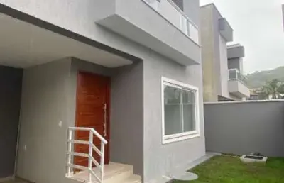Casa com 3 dormitórios à venda, 120 m² por r$ 850.000,00 - costazul - rio das ostras/rj