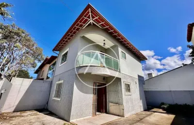 Casa com 3 dormitórios à venda, 115 m² por r$ 580.000,00 - ouro verde - rio das ostras/rj