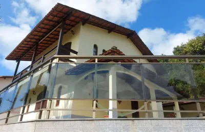 Casa com 3 dormitórios à venda, 176 m² por r$ 1.100.000,00 - colinas - rio das ostras/rj