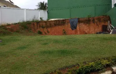 Atlântica imóveis tem excelente terreno à venda na cancela preta, macaé/rj por r$ 500.000,00.