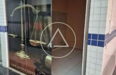 Atlântica imóveis tem excelente sala comercial no centro de macaé/rj.