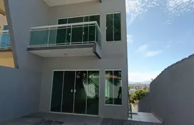 Atlântica imóveis tem excelente casa à venda, por r$ 500.000,00 - rio das ostras/ rj