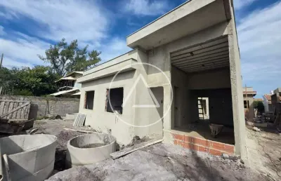 Atlântica imóveis tem excelente casa à venda, por r$ 440.000,00 - rio das ostras/ rj