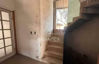 Atlântica imóveis tem excelente oportunidade de investimento – casa inacabada no riviera fluminense, macaé/rj por r$ 750.000,00