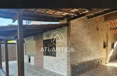 Atlântica imóveis tem excelente casa para locação, por r$ 2.500,00