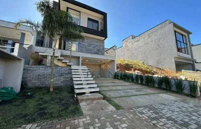 Sobrado de alto padrão à venda de 240m² no condomínio mosaico essence - cezar de souza em mogi das cruzes/sp: 03 suítes