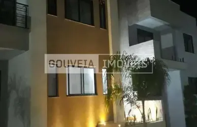 Sobrado com 5 dormitóros, 4 suítes, 295,53 m² - aluguel de r$ 14.000 - campo comprido, curitiba, pr
