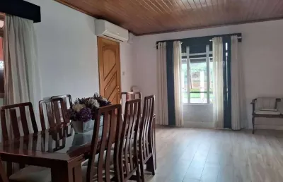 Casa com 4 dormitórios, 2 suíte, 215 m², à venda por r$ 960.000 - boqueirão, curitiba (pr)