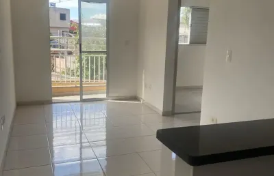 Aluga-se apartamento 2 dormitórios com vaga de garagem no jd fátima - bonsucesso