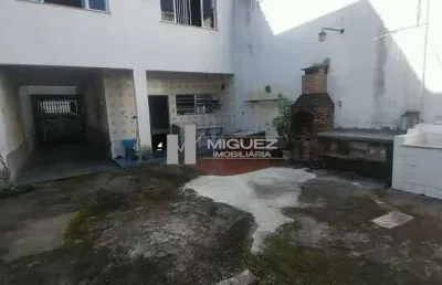 Casa á venda, com 4 quartos, terraço, vaga para 5 carros, churrasqueira, código 19795, metrô tijuca