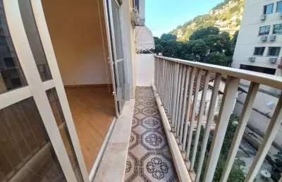 Apartamento com varanda, 3 quartos, suíte, dependência completa, 2 vagas de garagem - a venda - tijuca