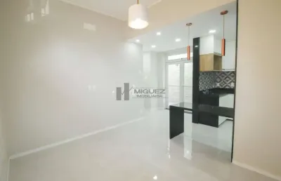 Código 11418 - casa de vila com 2 quartos - vaga - tijuca