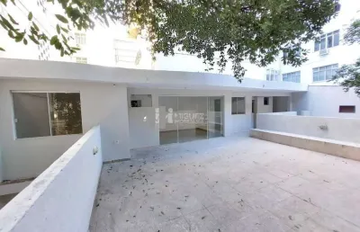 Casa a venda na rua afonso pena, tijuca! 2 salas, 5 quartos, suíte, terraço amplo, 2 vagas de garagem. do lado do metrô.