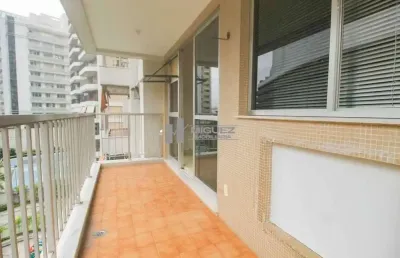 Apartamento à venda colado ao shopping tijuca, varanda, 2 quartos sendo 1 suíte, 1 vaga de garagem  74m²