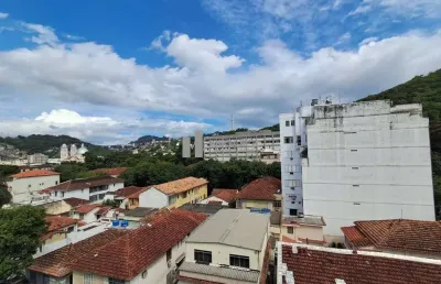 Venha morar a poucos minutos da zona sul em um apartamento com 140 m²,  varanda, vista panorâmica, 3 quartos, suíte, cozinha planejada e 2 vagas na escritura.