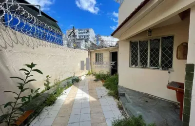 Casa triplex de vila à venda na rua felipe camarão, apenas 500 metros do shopping tijuca!