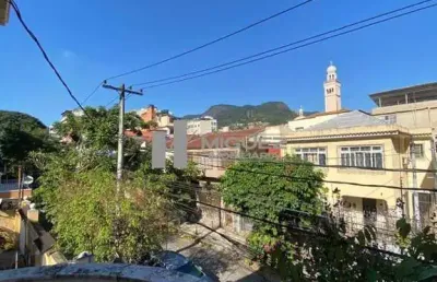 Casa a venda na rua domicio da gama - tijuca -com 3 quartos - 3 vagas de garagem