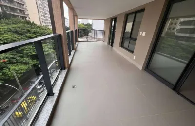 Apartamento à venda ( varanda, sala, 2 quartos e vaga) condomínio ornato! sofisticação na tijuca! rua dona delfina colado no metrô uruguai! rio de janeiro