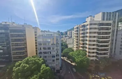 Belíssima cobertura à venda com 2 quartos e uma vista espetacular na rua uruguai, no bairro da tijuca