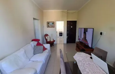 Apartamento a venda com vista livre com 2 quartos, sala ampla e iptu isento.