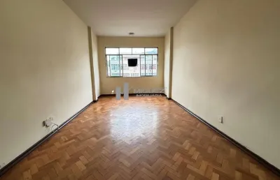 Apartamento à venda rua haddock lobo próximo ao clube municipal, salão 3 quartos dependência completas 1vaga de garagem