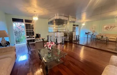 Casa duplex a venda, bairro tijuca - sala e 4 quartos sendo 1 suíte, próximo shopping tijuca, 4 vagas de garagem