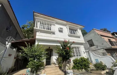 Rua gurindiba, casa a venda, 04 quartos, aproximadamente 350m2! imperdível