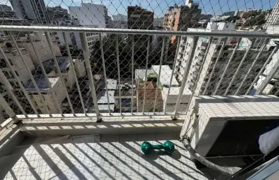 Na rua próxima ao metrô afonso pena (5 min), apartamento à venda, silencioso, claro, arejado, com sol matinal, sala em dois ambientes, 2 quartos e condomínio com infra total.