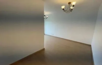 Apartamento à venda em rio comprido, na rua aristides lobo, com varanda, 2 quartos, vaga e infraestrutura total.
