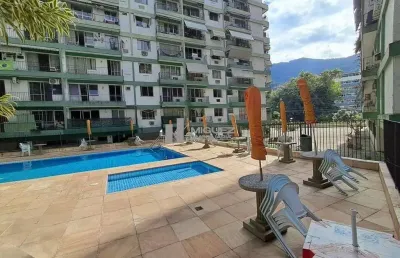 Apartamento à venda, luxuoso com 4 quartos e 2 varandas, localizado na rua conde de bonfim, tijuca - rio de janeiro.