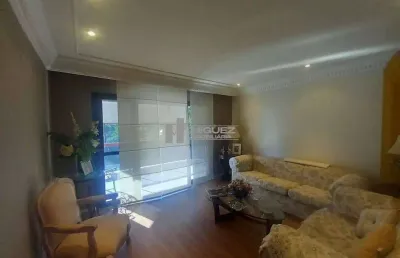 Apartamento à venda, 145m², 4 quartos incluindo suíte, 3 vagas de garagem, em condomínio com lazer completo.