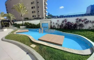 Apartamento à venda na tijuca, com varandão, 2 quartos (1 suíte) e garagem. prédio com lazer completo, próximo ao shopping tijuca e metrô, em área com farto comércio. ideal para quem busca conforto e 