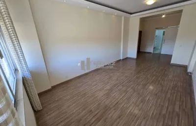 Oportunidade única! apartamento à venda na tijuca, 120 m², com sala em 3 ambientes, 3 quartos, dependências e vaga demarcada. viva com conforto na área nobre do bairro. agende sua visita!