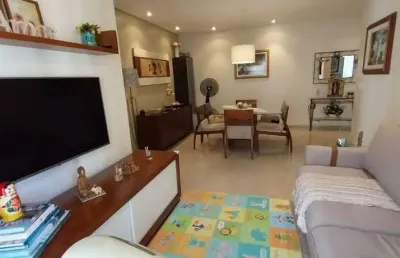 Tijuca: apartamento à venda com 2 quartos, 2 varandas, vaga na escritura e portaria 24 horas. rua tranquila e bem localizada. código 22322