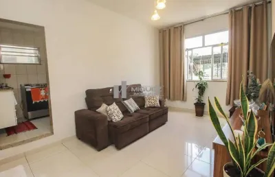 Rua riachuelo: cobertura à venda com 2 quartos e 70m². planta funcional, ideal para quem valoriza espaço externo e localização central.