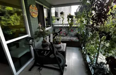 Vendo apartamento rua pereira de siqueira (tijuca) a 350m metros do metrô são francisco xavier. varanda, sala 2 quartos, 1 suite, 1 vaga de garagem.