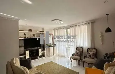 Rua alexandre gusmão, tijuca: apartamento à venda com 3 quartos (1 suíte), ampla varanda e 1 vaga de garagem. ótima distribuição interna e fácil acesso ao metrô e comércio local. entre em contato para