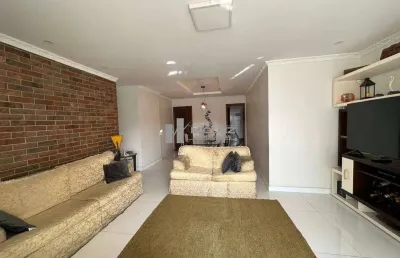 Apartamento à venda na tijuca, rua alexandre gusmão. imóvel com 3 quartos (1 suíte), varanda e 1 vaga de garagem. boa planta e localização estratégica em área residencial. agende sua visita.