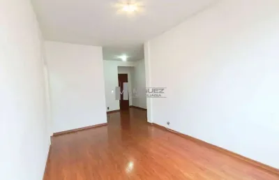 Rua cambaúba, cobertura à venda com 2 quartos, ampla sala e perto de todo comércio, além do iate clube jardim guanabara. uma oportunidade para morar bem. saiba mais entrando em contato.