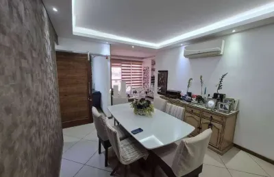 Apartamento à venda na tijuca, rua alexandre gusmão. são 103m² bem distribuídos, com 3 quartos (1 suíte), 2 vagas escrituradas e infraestrutura completa. localização privilegiada, a poucos metros do m
