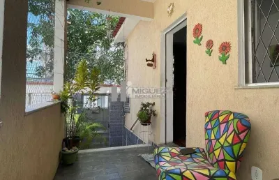 Casa linear à venda na rua travessa cerqueira lima, com aproximadamente 160m² no bairro do  riachuelo!