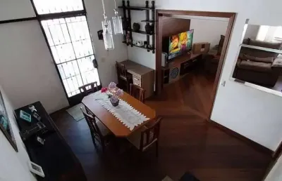 Código 2711 - casa com 5 quartos - 3 vagas - churrasqueira - grajaú - rio de janeiro