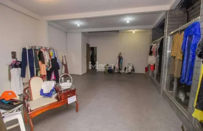 Alugo loja de esquina com mezanino na rua do matoso