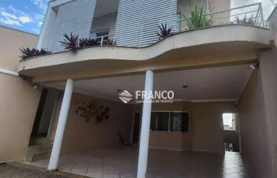 Sobrado à venda, 394 m² por r$ 1.800.000,00 - alto são pedro - taubaté/sp