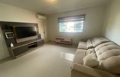 Casa térrea  averbada com 4 quartos  à venda no bairro glória em joinville - sc por r$ 1.200.000,00.