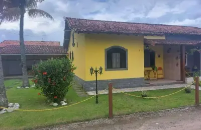 Encante-se com esta residência aconchegante em condomínio  - 2 quartos